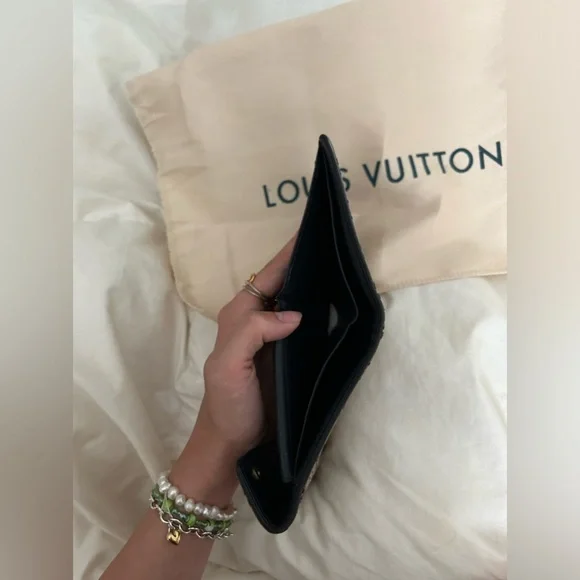 Gray Louis Vuitton Wallet - Picture 6 of 6